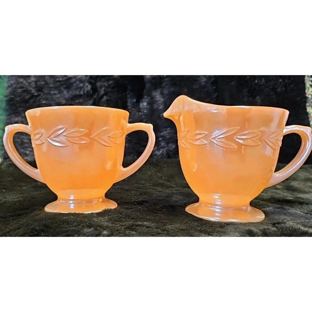 Peach‎ Luster finish Sugar and creamer Oven Fire-King